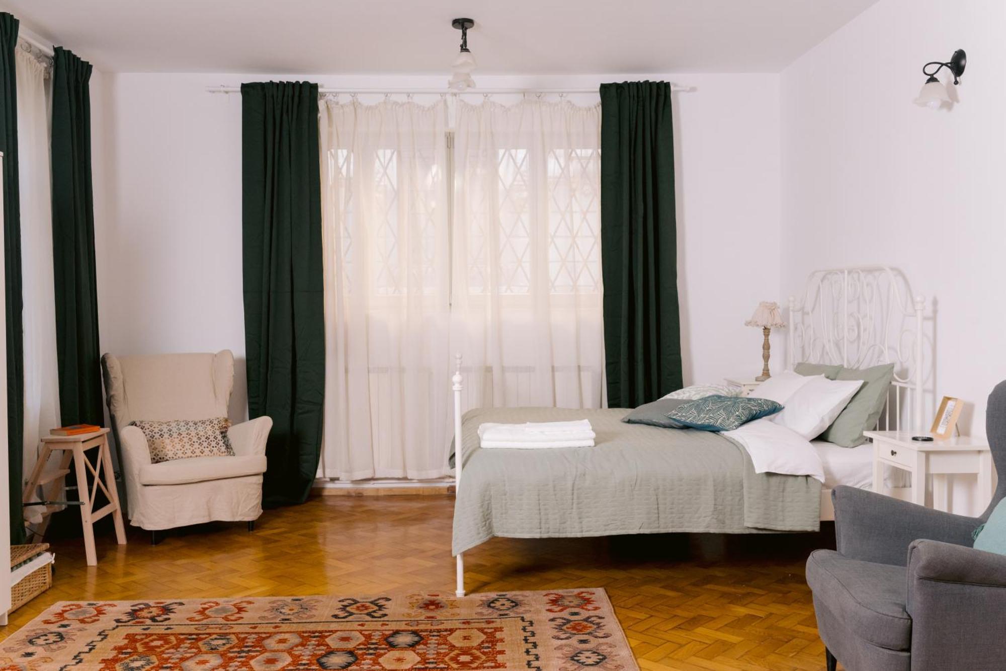 Simplicity Universitate Apartament Bucureşti